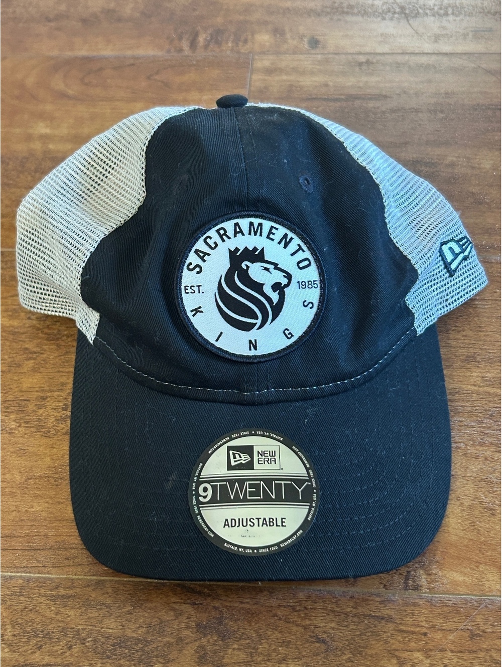 New Era 9TWENTY Adjustable Sacramento Kings Mesh Back Cap